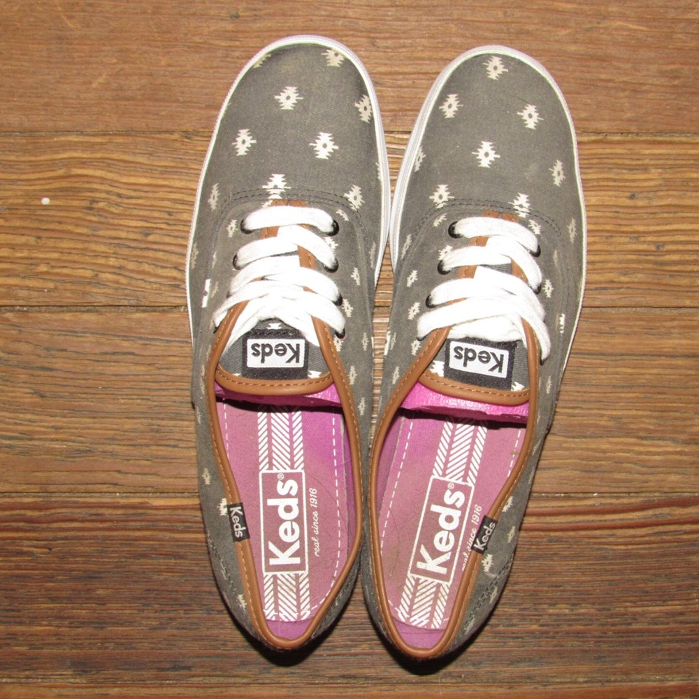 Keds Women's Sneaker Grey Aztec Print Low Top Shoe